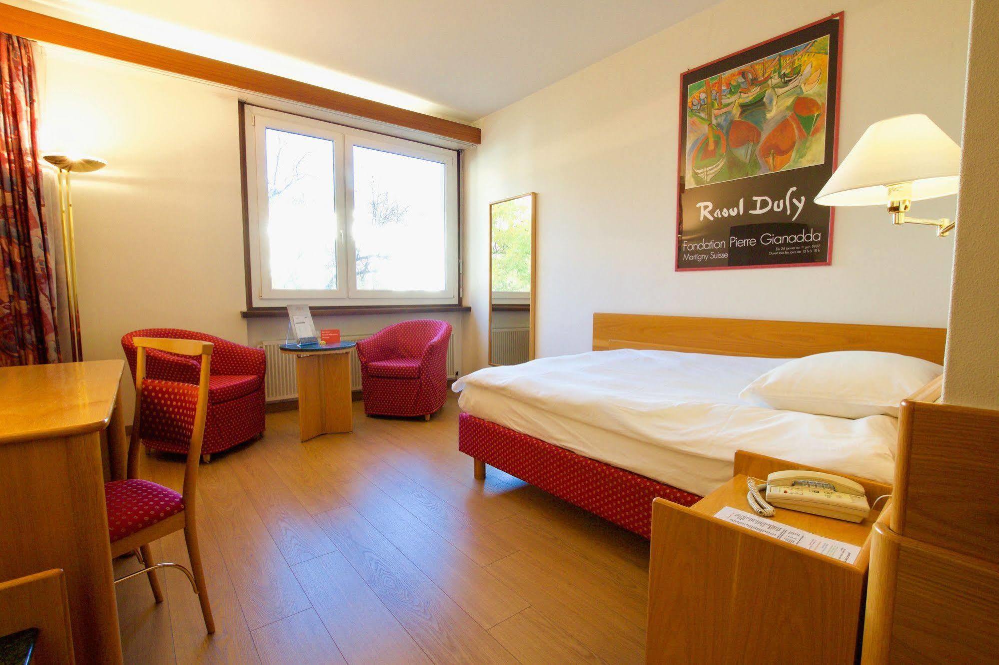 Hotel Du Rhone Sion Dış mekan fotoğraf